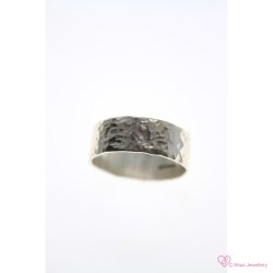 Wide textured ring